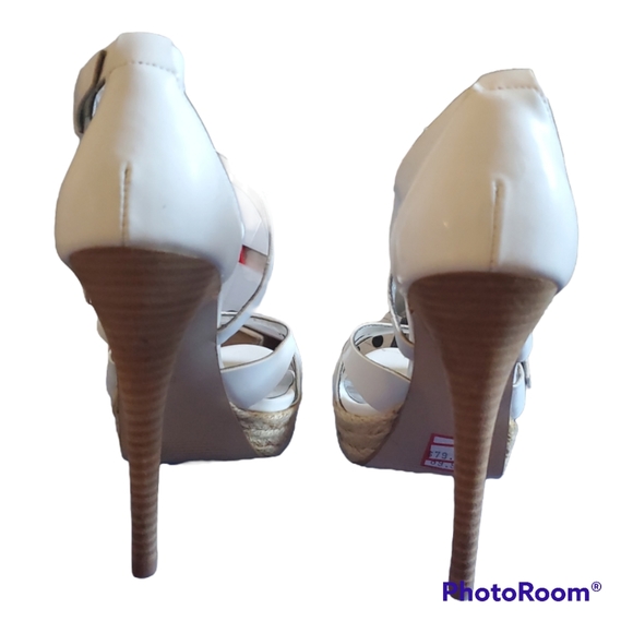 GUESS Marciano White Platform High Heel Sandals Shoes - Size 5 / 35 - Picture 4 of 5